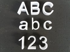 Buchstaben in styropor