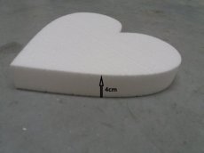gâteaux en polystyrene en forme de coeur,  4cm de haut